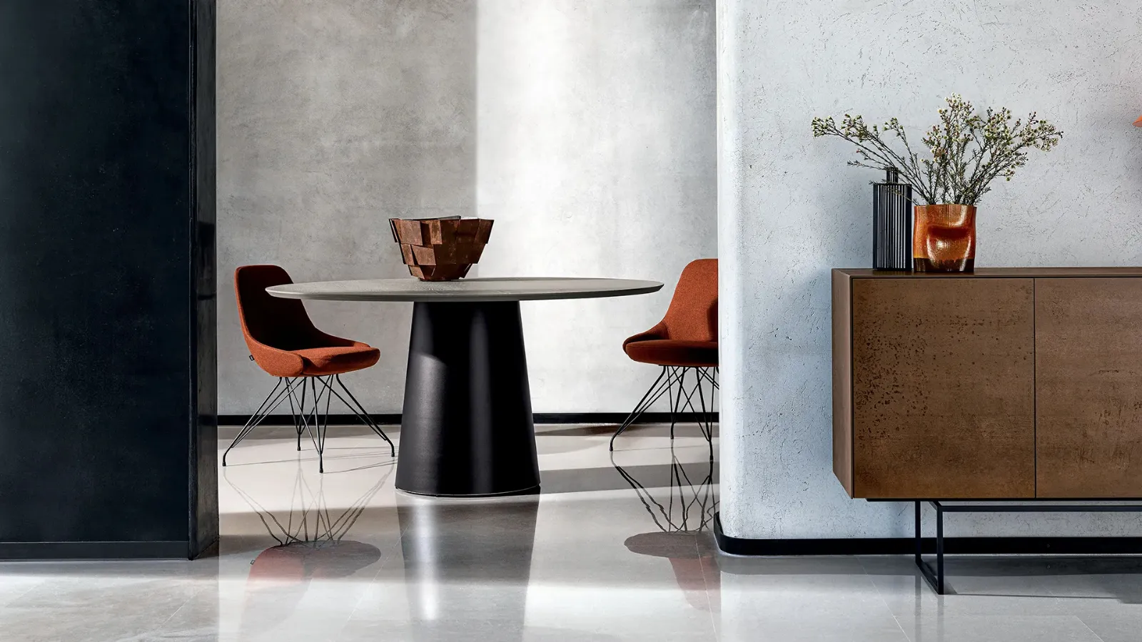 Totem Wood round table by Sovet