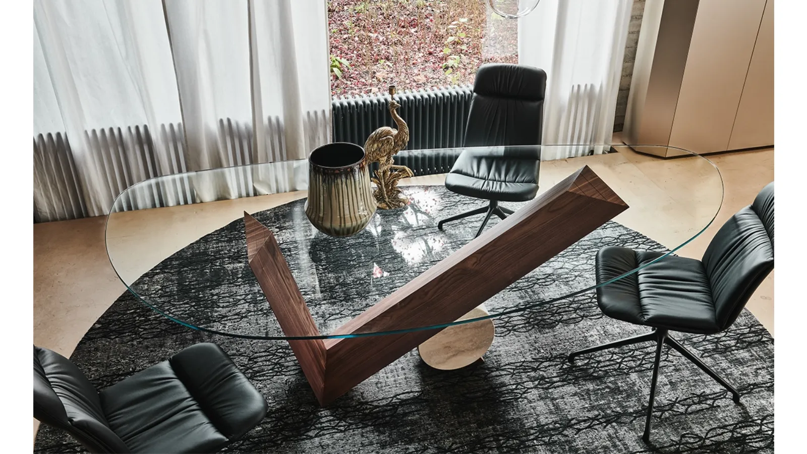 Glass table with wooden base Valentino by Cattelan Italia
