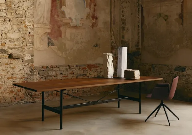 Zinco wood table by Desalto