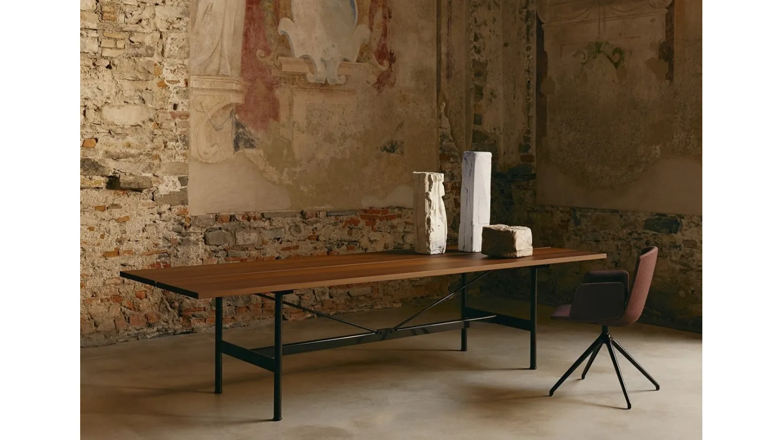 Zinco wood table by Desalto