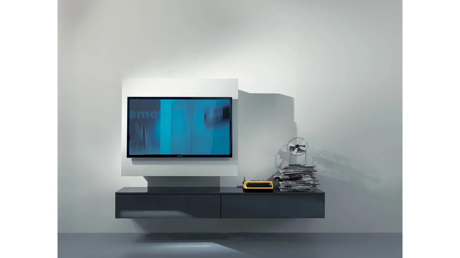 Fimar Wall-Mounted TV Stand Rack 3 in Matte Lacquer