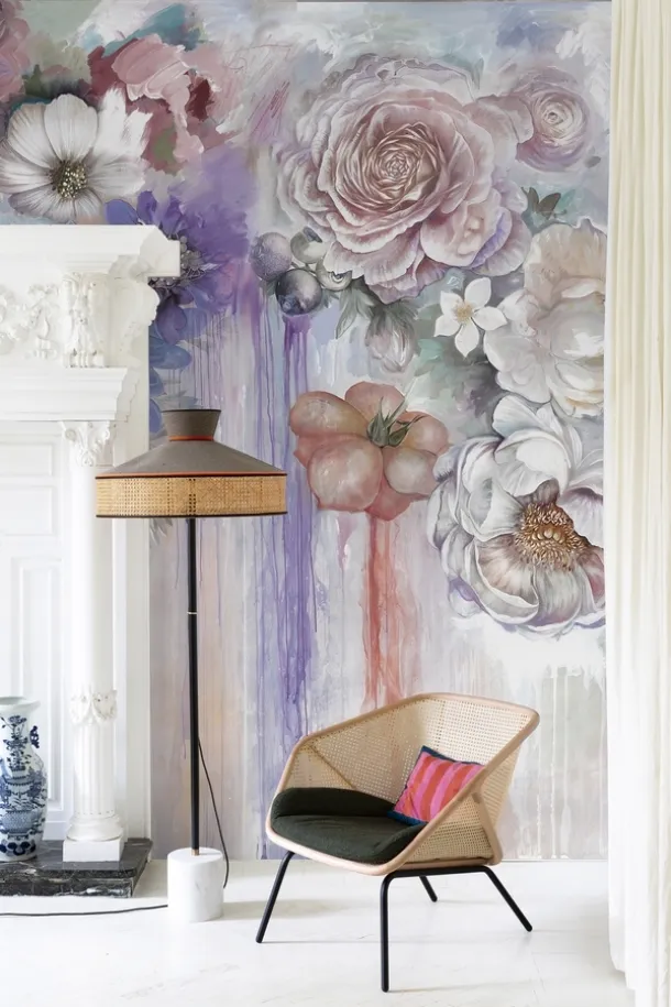 Floral wallpaper with delicate colors Juice of life by Wall&Decò