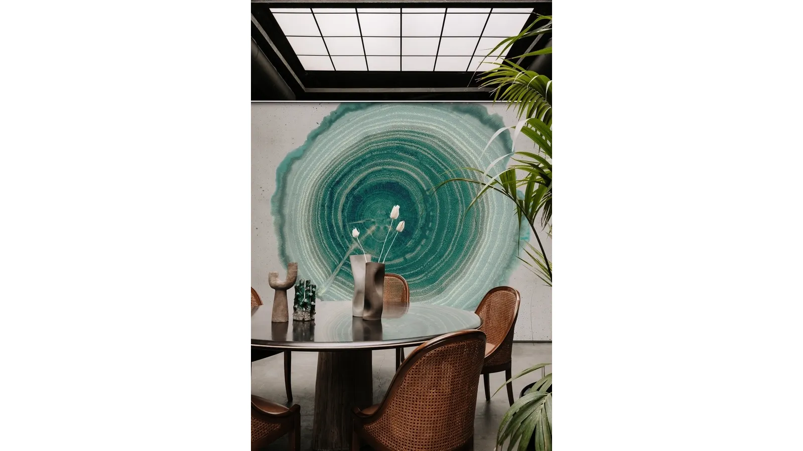 Eco-friendly backing wallpaper Tree of Life that resembles the rings of a cut trunk or even a Wall&Decò stone