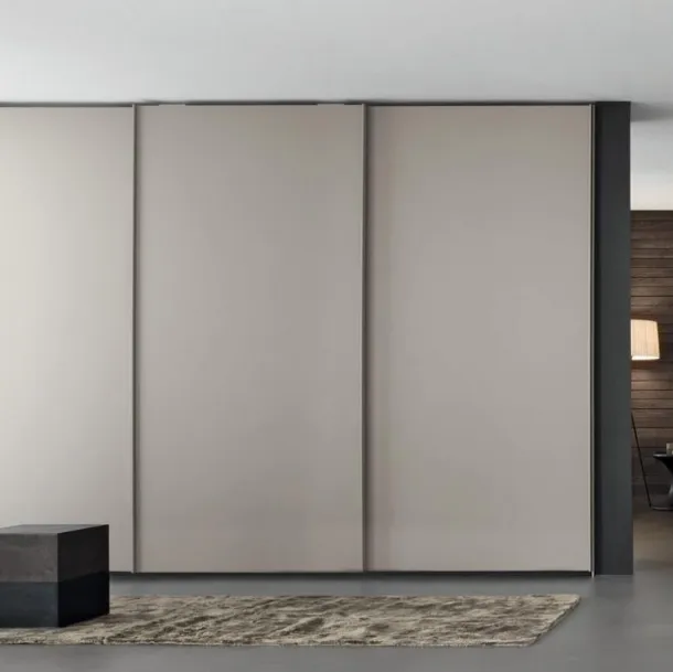 Arizona wardrobe with sliding doors, matte lacquered by Giellesse