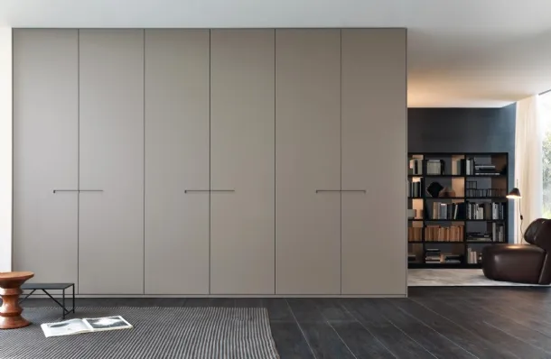 Atlantic wardrobe with hinged doors, matte lacquered by Giellesse