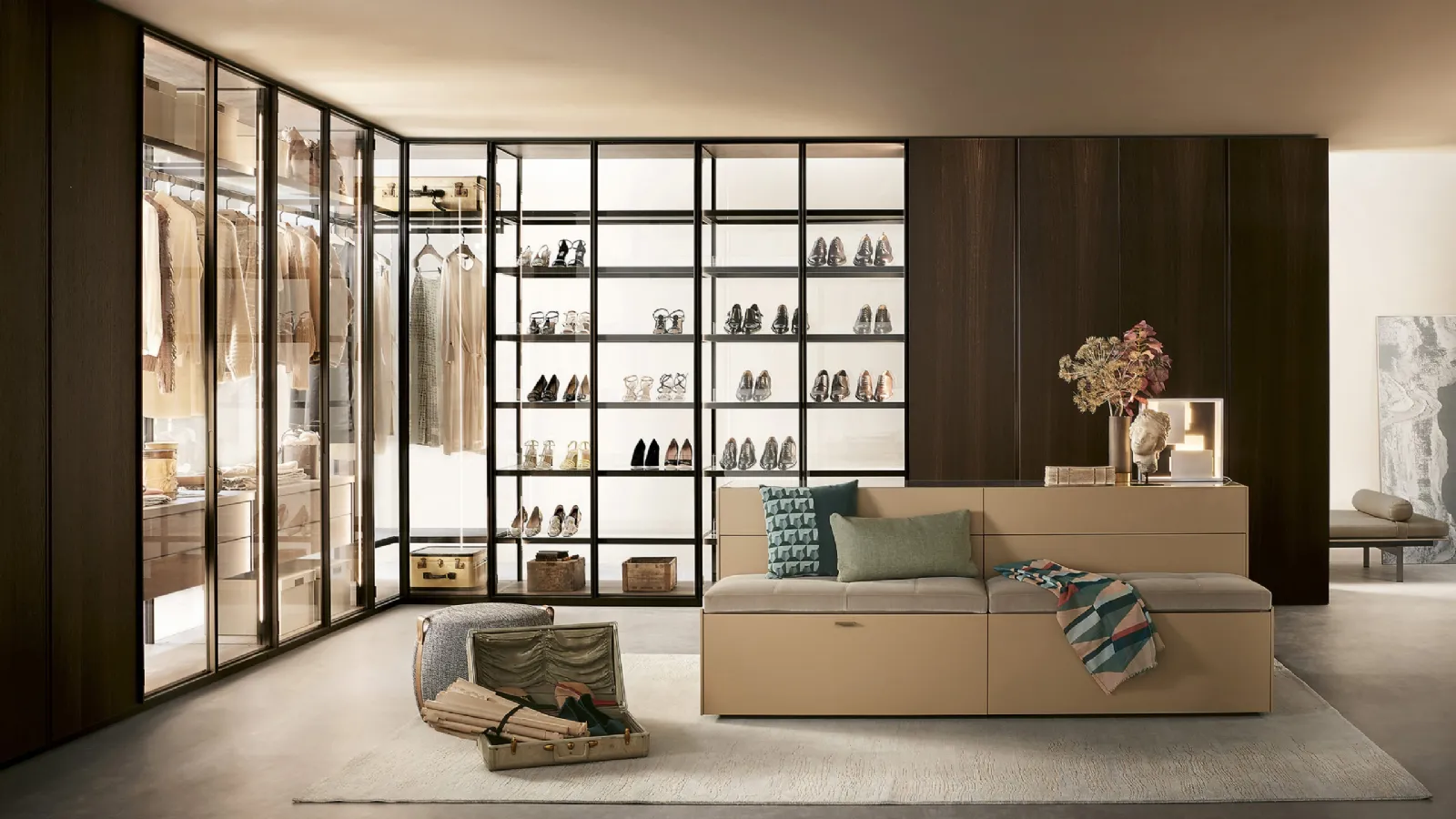 Wardrobe with hinged door Dandy by Lema