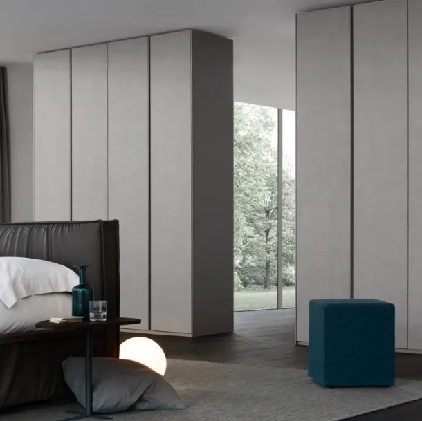 Wardrobe with hinged doors Glide Graytex by Giellesse