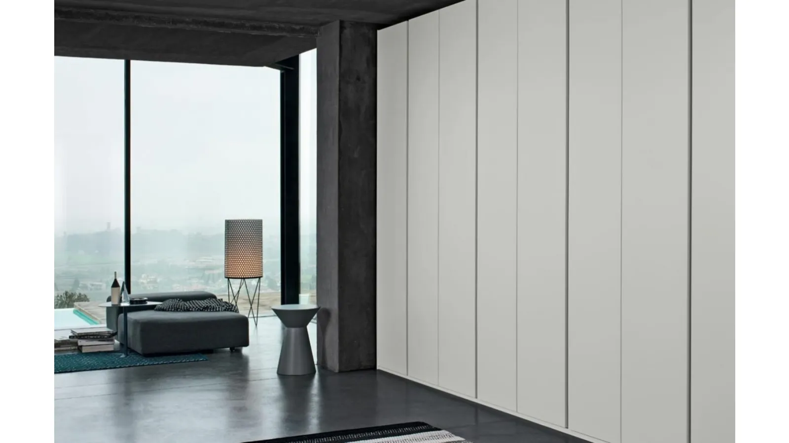 Giellesse Matte Lacquered Groove Wardrobe