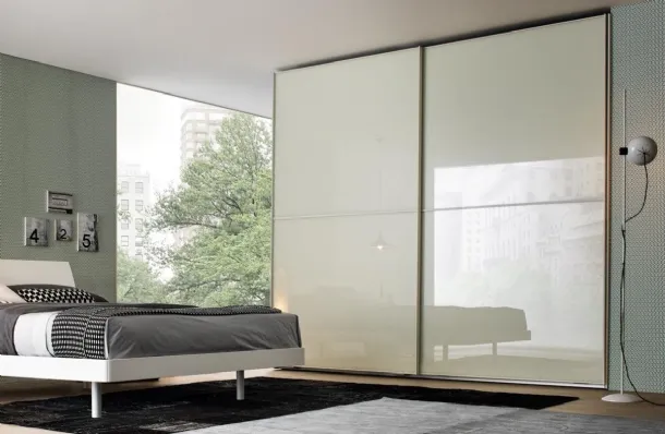 Wardrobe with sliding doors Nevada glossy lacquered by Giellesse