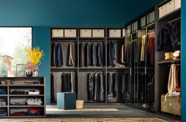 Pivot corner wardrobe with glass and aluminum doors by Giellesse